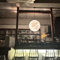 ワインとくつろぐ ツキアカリ - 