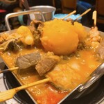 牛ホルモンと鮮魚 牛富屋 - 牛ホルモン串煮込み鍋