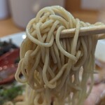 多加水手揉み熟成麺 麺屋 くるり - 