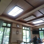 四万清流の湯 - 座敷席（昔は時間内であれば、自由に飲食物を持ち込みし、自由に飲み食い出来ました）