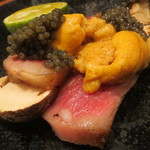 鳥茂 - 松茸のサーロイン巻き、雲丹とキャビア載せ2