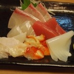 寿司芳 - お造り盛り合わせ アップ