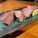 Sumibiyakiniku Gura - ぐらの牛タン2508円