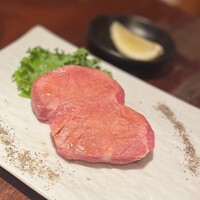 焼肉 いのうえ 吉祥寺店 - 厚切りタン塩