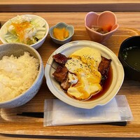 焼き鳥とワイン 萬鳥 祇園店 - 