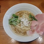 煮干し豚骨らーめん専門店 六郷 - 