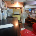 食堂カフェとも - 店内