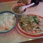 中華料理 大宝 - ●肉野菜炒め