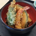 Karaten Donarigatou Hompo - ご飯は見えません