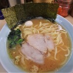 ラーメン壱六家 - 醤油ラーメン　並¥800