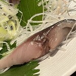 とろさば料理専門店 SABAR - 鯖のお造り。脂が乗って美味しい。