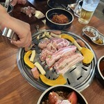 韓国焼肉 山賊 - 