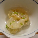 弥助鮨 - 付け出しの生蛸の山葵和え