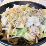 Teuchi Udon Inakaya - ♪熱々の肉野菜炒め