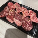 Koshitsu Kankoku Yakiniku Banwaen - 