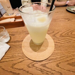 SHIKAYA CAFE_1