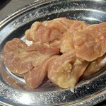 塩ホルモン 周吾 - とり小肉♬
      筋肉質で肉質が素晴らしい✩.*˚