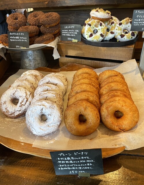 まるちゃん ドーナツshop まるちゃん ドーナツshop 札幌で連日大行列の北海道生仕立て