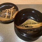 日本料理FUJI - 食べ終わると見える富士山
