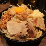 ラーメン 豚嵐 - ・「豚嵐まぜそば 300g ”野菜少なめ、ニンニク増し、背脂増し”(¥1000)」