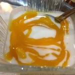 ナン - ナンスペシャルのデザート。マンゴー味(#^.^#)