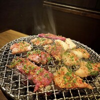 炭火焼肉ホルモン うしごろ 中目黒店 - 