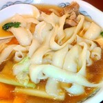 麗人飯店 - 牛バラ刀削麺　(麺)