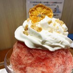 銀座のジンジャー 銀座本店 - 生クリームの見た目で実はヨーグルトエスプーマ