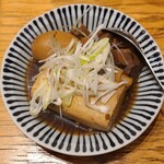 餃子ノ酒場 太陽ホエール  - 肉豆腐 煮玉子入り肉豆腐 煮玉子入り