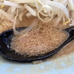 Kuruma Ya Ramen - くるまやラーメンの味噌の汁
                      
                      
                      チェーン店であっても侮れない汁。
                      
                      
                      オイラの味噌の基準はくるまやラーメンヽ(´o｀
                      
                      
                      