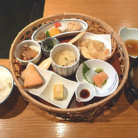 山のしずく旬菜家 - 花かご膳　８５０円