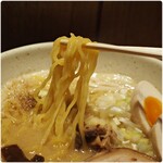 つじ田 味噌の章 - コシのある麺