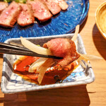 仙台牛タン&ステーキ もみじ赤坂 - やわらかくてしっとり、タンの旨みがぎゅっとつまったタタキでした