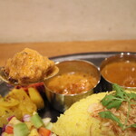ハジカミ - バターチキンカレー