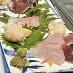 馬肉料理とおでんの店 お田 - 海鮮刺身