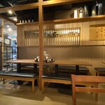 魚と日本酒 魚バカ一代 - テーブル席