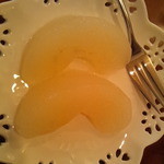 Cafe Salon de The OKA - サービスで梨コンポート