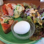 ドトールキッチン - ピザトースト、サラダ、卵