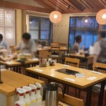 Yuushokutonsai Ichiniisan - 店内