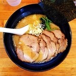 おがわや - チャーシュー麺。