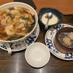 北京飯店 - 干し貝柱入り五目湯麺