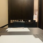 新宿 鮨 よこ田 - 個室テーブル席