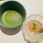 新宿 鮨 よこ田 - お抹茶と桃のコンフォート