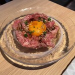 熟成和牛焼肉エイジング・ビーフ - ユッケ