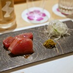 和 のぎ - 刺身 戻り鰹 青唐辛子