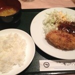 青山からす亭 - 煮込みハンバーグランチ