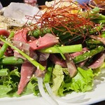 Yakiniku Baru Orenji - 細切りタンと青ネギのサラダ