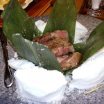 オーベルジュ はなぶさ 日光 - 愛知県下村畜産 三河牛ゴールド A5等級 サーロインステーキ