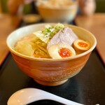 味噌ラーメン はちべえ - 