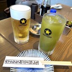 Akabane Butamamire - サッポロ黒ラベル樽生（605円）
                        濃厚緑茶ハイ（429円）